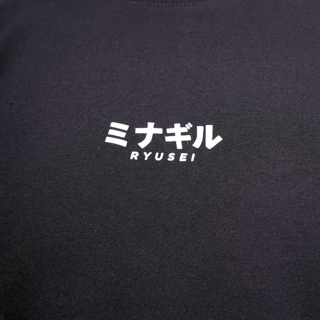 Ryusei Kaos Pria Overflowing Black