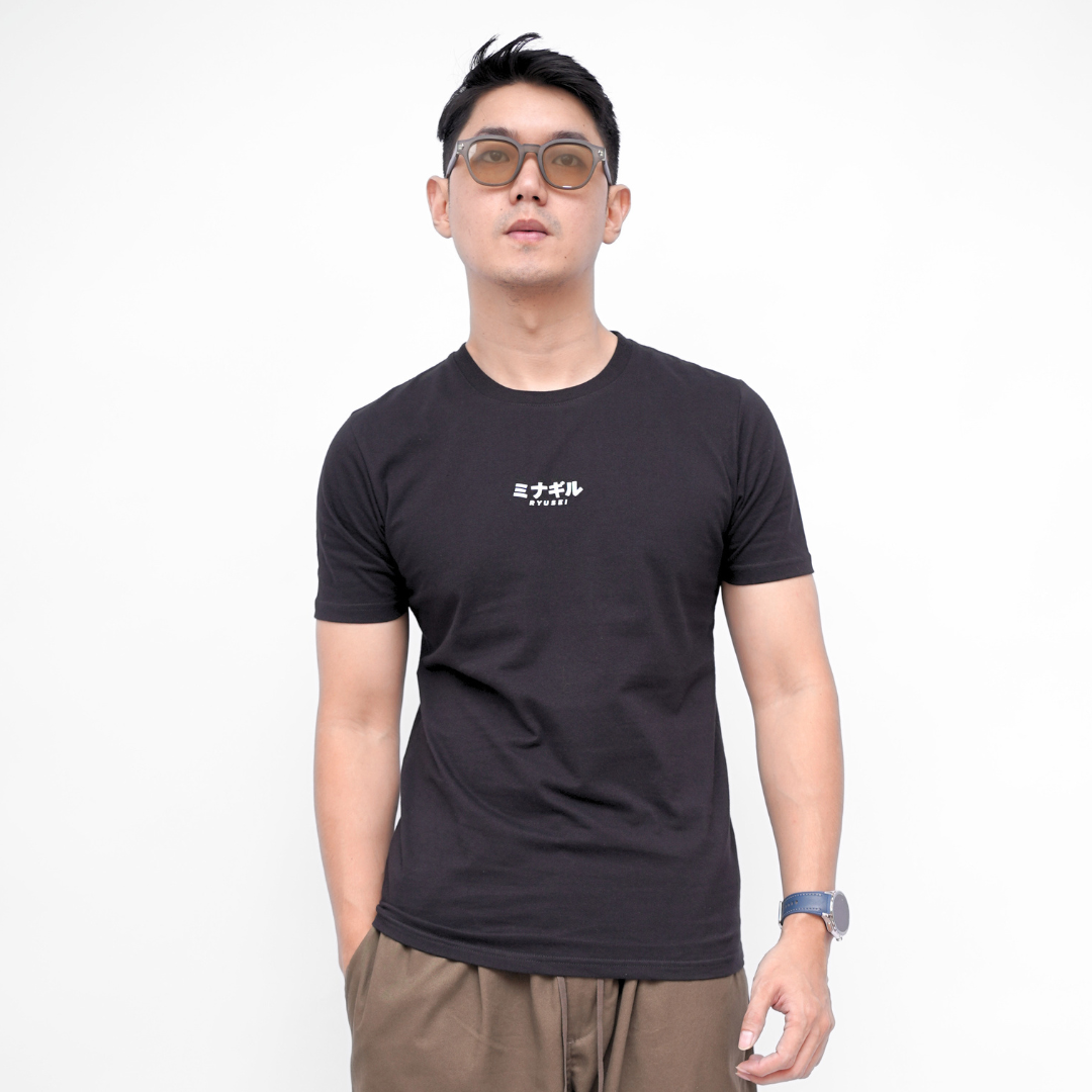 Ryusei Kaos Pria Overflowing Black