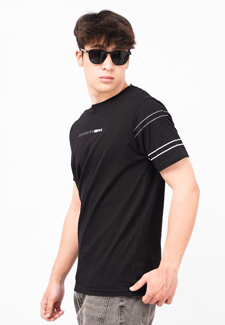 Ryusei Kaos Pria Rewarding Black