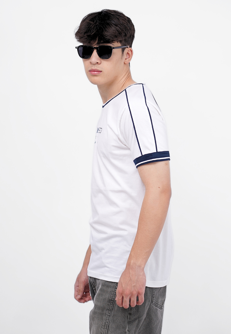 Ryusei Kaos Pria Vaunted Essential