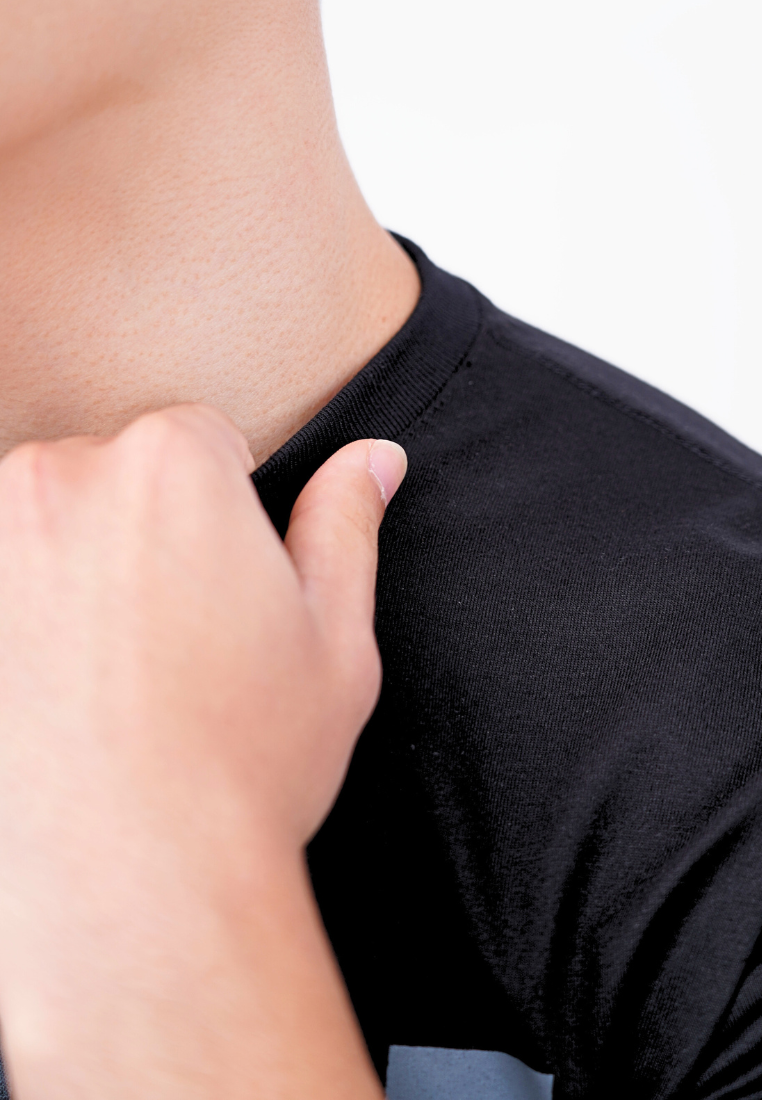 Ryusei Kaos Pria Homage Black