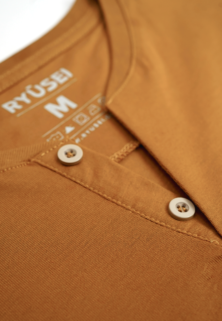 Ryusei Tshirt Kagawa Button Mustard - Ryusei